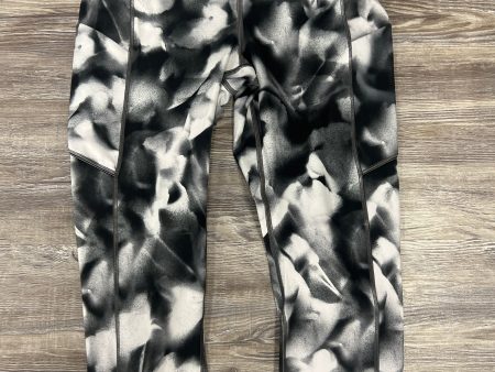 Athletic Capris By Lululemon  Size: 8 on Sale