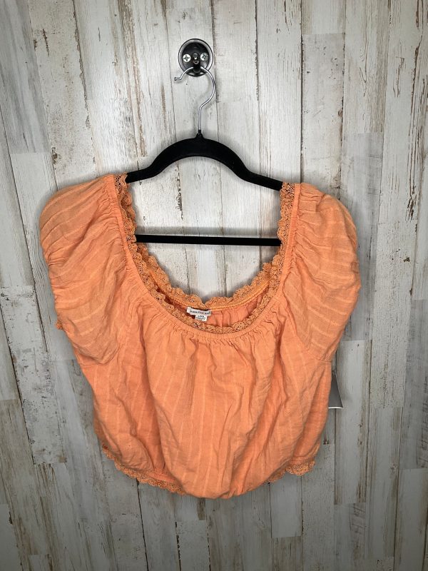 Top Short Sleeve By American Eagle  Size: L on Sale