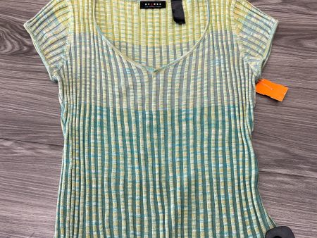 Top Short Sleeve By Axcess  Size: L Fashion